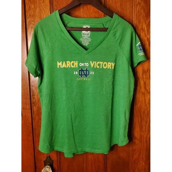 Notre Dame Women's Green V-Neck T-Shirt March On To Victory Rally L - Picture 1 of 7